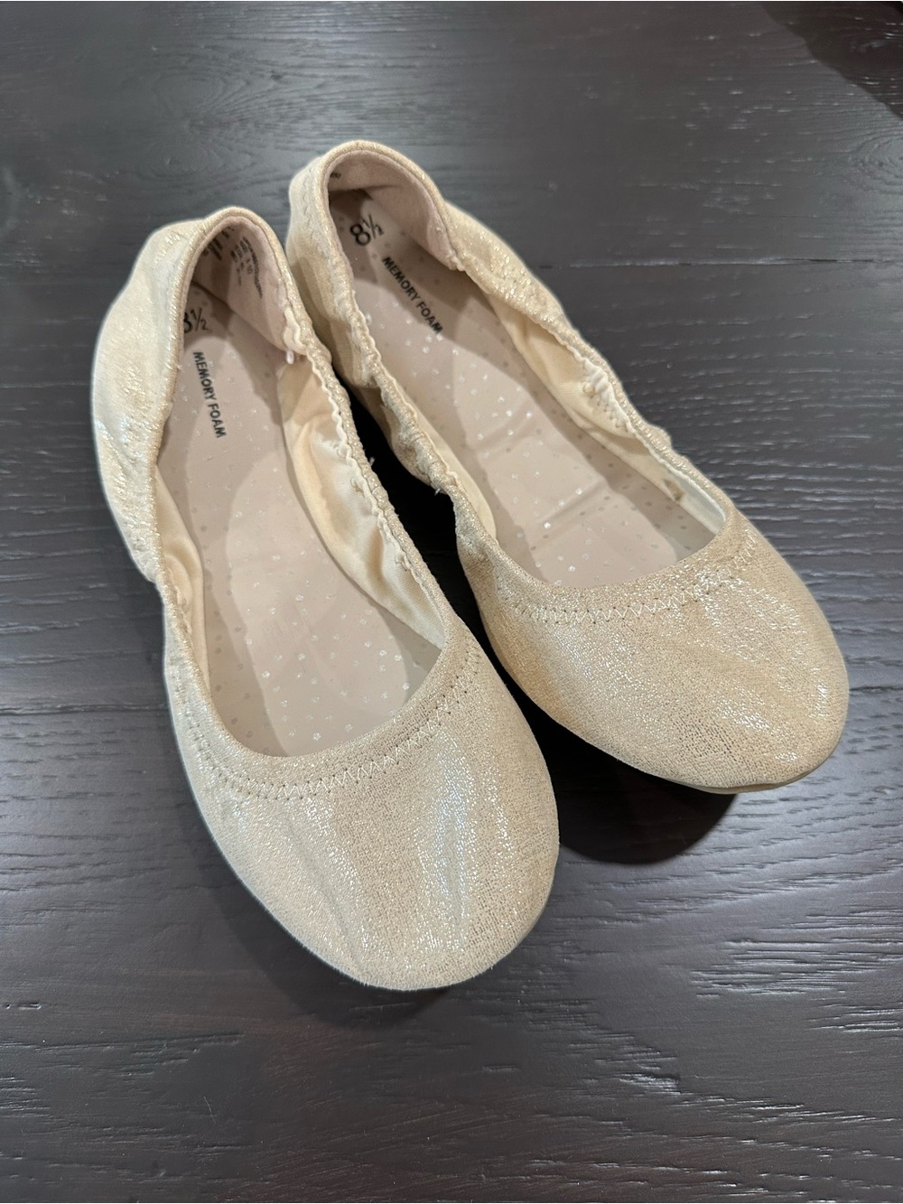 Memory Foam Women's Ballet Flats - Cream with Shiny Gold Accent